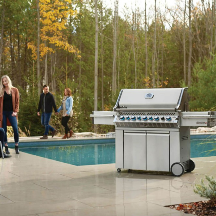 Ultimate Outdoor Chef: Building the Perfect Outdoor Kitchen for Serious Grilling
